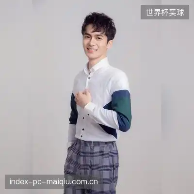 杨璨月